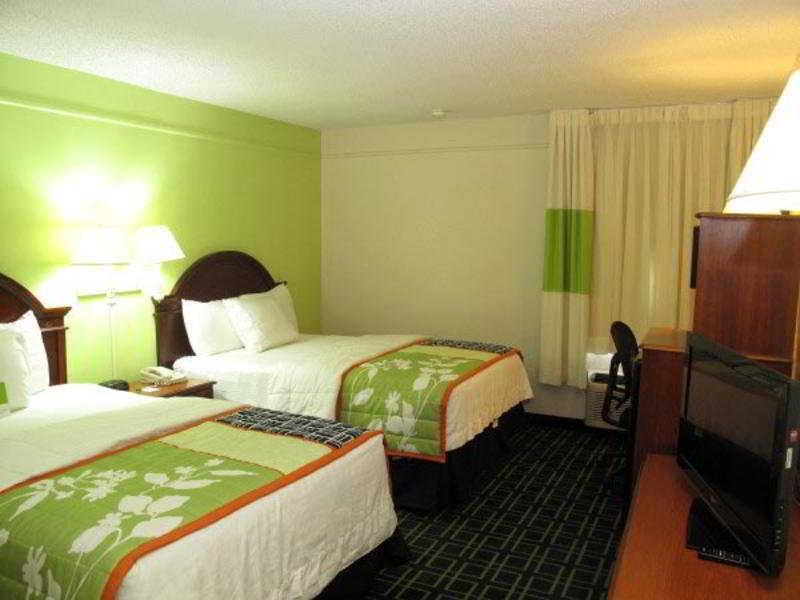 La Quinta Inn & Suites Tulsa Ruang foto